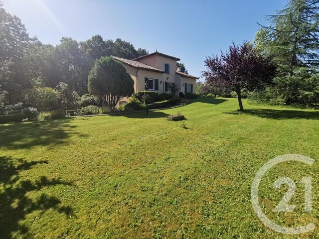 Afficher la photo en grand maison à vendre - 8 pièces - 225.0 m2 - CONDAT SUR VIENNE - 87 - LIMOUSIN - Century 21 Victor Hugo