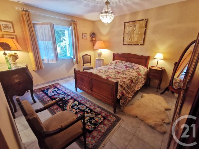 Afficher la photo en grand maison à vendre - 8 pièces - 225.0 m2 - CONDAT SUR VIENNE - 87 - LIMOUSIN - Century 21 Victor Hugo