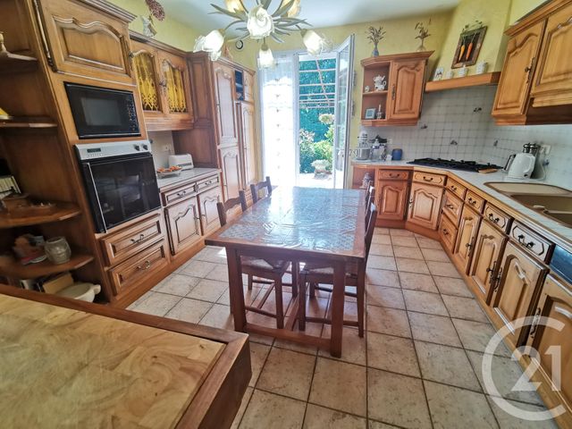 Afficher la photo en grand maison à vendre - 8 pièces - 225.0 m2 - CONDAT SUR VIENNE - 87 - LIMOUSIN - Century 21 Victor Hugo