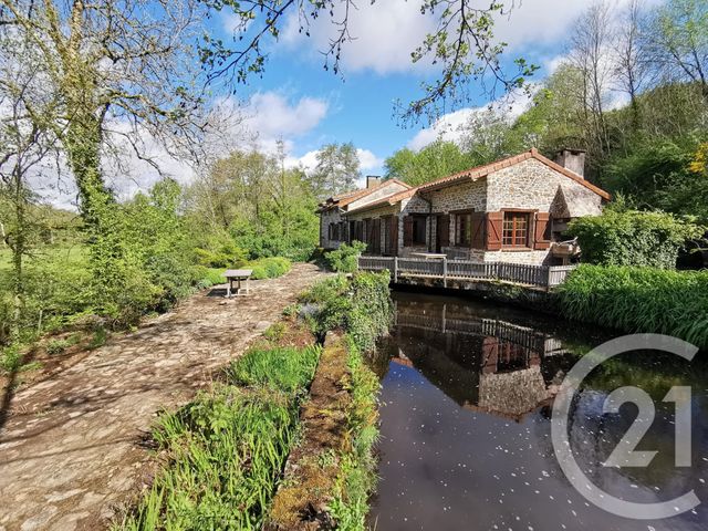 Afficher la photo en grand maison à vendre - 7 pièces - 228.24 m2 - BALLEDENT - 87 - LIMOUSIN - Century 21 Victor Hugo