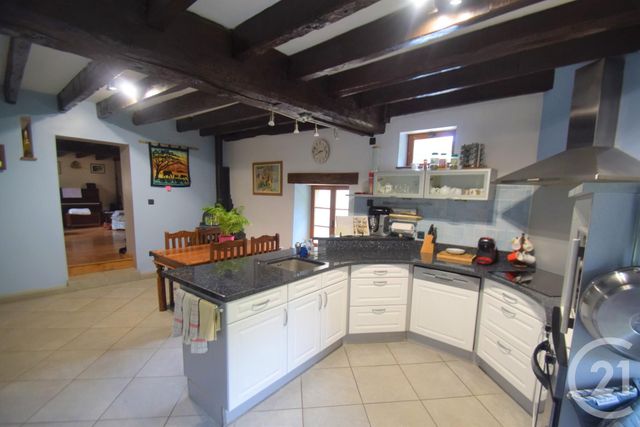 Afficher la photo en grand maison à vendre - 13 pièces - 394.49 m2 - ST HILAIRE LA TREILLE - 87 - LIMOUSIN - Century 21 Victor Hugo