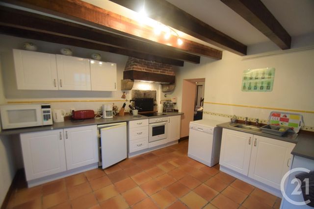 Afficher la photo en grand maison à vendre - 13 pièces - 394.49 m2 - ST HILAIRE LA TREILLE - 87 - LIMOUSIN - Century 21 Victor Hugo