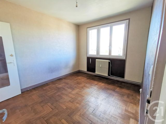 Appartement F2 à vendre - 2 pièces - 44.27 m2 - LIMOGES - 87 - LIMOUSIN - Century 21 Victor Hugo Appartement F2 à vendre - 2 pièces - 44.27 m2 - LIMOGES - 87 - LIMOUSIN - Century 21 Victor Hugo