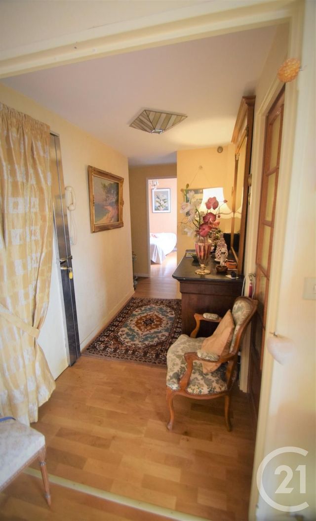 Afficher la photo en grand Appartement F5 à vendre - 5 pièces - 99.77 m2 - LIMOGES - 87 - LIMOUSIN - Century 21 Victor Hugo
