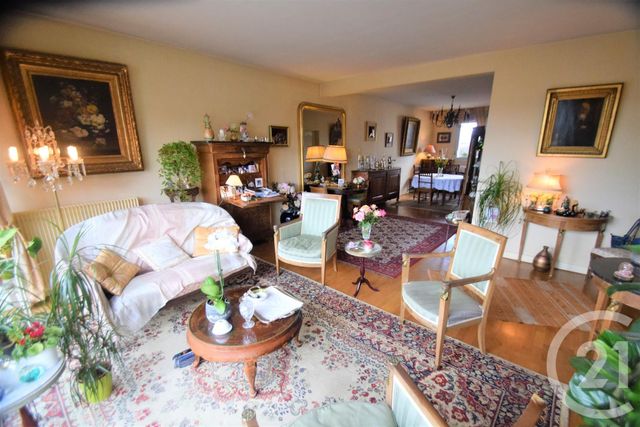 Afficher la photo en grand Appartement F5 à vendre - 5 pièces - 99.77 m2 - LIMOGES - 87 - LIMOUSIN - Century 21 Victor Hugo