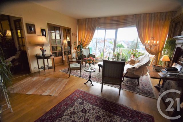 Afficher la photo en grand Appartement F5 à vendre - 5 pièces - 99.77 m2 - LIMOGES - 87 - LIMOUSIN - Century 21 Victor Hugo