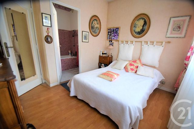 Afficher la photo en grand Appartement F5 à vendre - 5 pièces - 99.77 m2 - LIMOGES - 87 - LIMOUSIN - Century 21 Victor Hugo