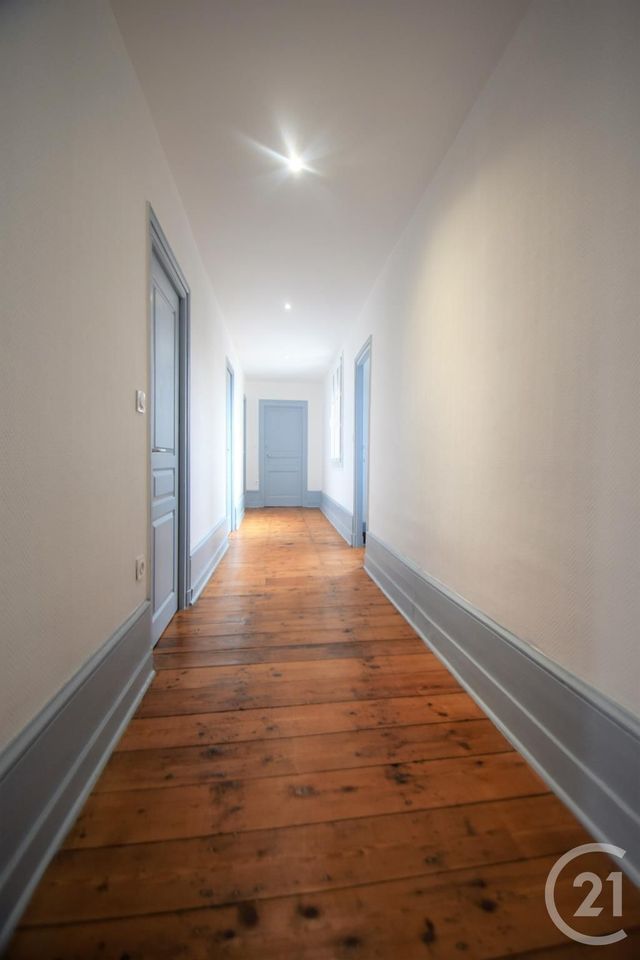 Appartement F5 à vendre - 5 pièces - 124.11 m2 - LIMOGES - 87 - LIMOUSIN - Century 21 Victor Hugo Appartement F5 à vendre - 5 pièces - 124.11 m2 - LIMOGES - 87 - LIMOUSIN - Century 21 Victor Hugo