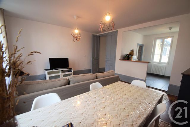 Appartement F5 à vendre - 5 pièces - 124.11 m2 - LIMOGES - 87 - LIMOUSIN - Century 21 Victor Hugo Appartement F5 à vendre - 5 pièces - 124.11 m2 - LIMOGES - 87 - LIMOUSIN - Century 21 Victor Hugo