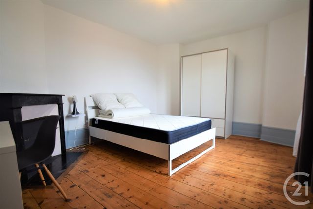 Appartement F5 à vendre - 5 pièces - 124.11 m2 - LIMOGES - 87 - LIMOUSIN - Century 21 Victor Hugo Appartement F5 à vendre - 5 pièces - 124.11 m2 - LIMOGES - 87 - LIMOUSIN - Century 21 Victor Hugo