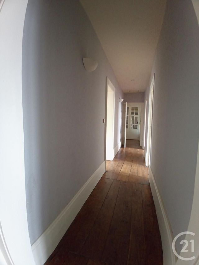 Appartement F4 à louer - 4 pièces - 111.47 m2 - LIMOGES - 87 - LIMOUSIN - Century 21 Victor Hugo Appartement F4 à louer - 4 pièces - 111.47 m2 - LIMOGES - 87 - LIMOUSIN - Century 21 Victor Hugo