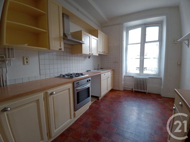Appartement F4 à louer - 4 pièces - 111.47 m2 - LIMOGES - 87 - LIMOUSIN - Century 21 Victor Hugo Appartement F4 à louer - 4 pièces - 111.47 m2 - LIMOGES - 87 - LIMOUSIN - Century 21 Victor Hugo