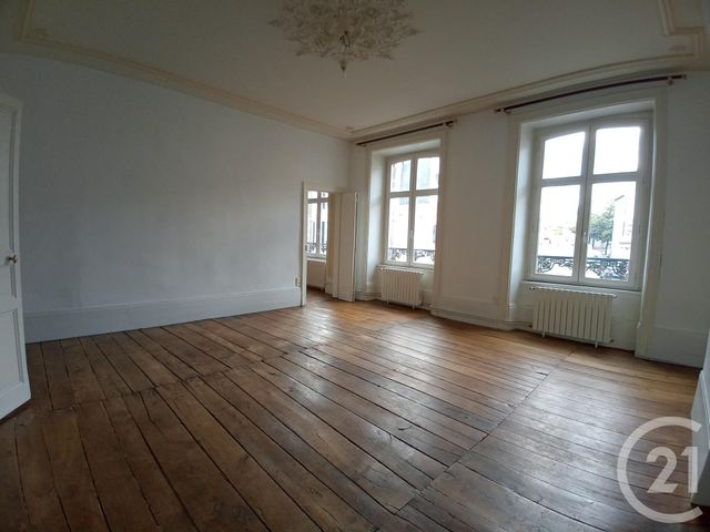 Appartement F4 à louer - 4 pièces - 111.47 m2 - LIMOGES - 87 - LIMOUSIN - Century 21 Victor Hugo Appartement F4 à louer - 4 pièces - 111.47 m2 - LIMOGES - 87 - LIMOUSIN - Century 21 Victor Hugo