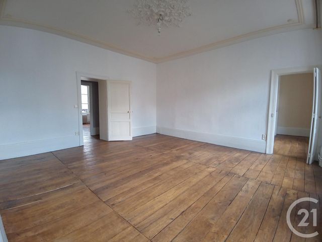 Appartement F4 à louer - 4 pièces - 111.47 m2 - LIMOGES - 87 - LIMOUSIN - Century 21 Victor Hugo Appartement F4 à louer - 4 pièces - 111.47 m2 - LIMOGES - 87 - LIMOUSIN - Century 21 Victor Hugo