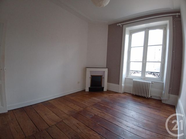 Appartement F4 à louer - 4 pièces - 111.47 m2 - LIMOGES - 87 - LIMOUSIN - Century 21 Victor Hugo Appartement F4 à louer - 4 pièces - 111.47 m2 - LIMOGES - 87 - LIMOUSIN - Century 21 Victor Hugo