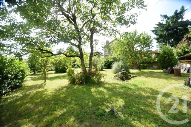 Afficher la photo en grand maison à vendre - 4 pièces - 82.2 m2 - ST PRIEST TAURION - 87 - LIMOUSIN - Century 21 Victor Hugo