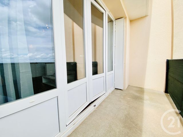 Appartement F3 à vendre - 3 pièces - 53.0 m2 - LIMOGES - 87 - LIMOUSIN - Century 21 Victor Hugo Appartement F3 à vendre - 3 pièces - 53.0 m2 - LIMOGES - 87 - LIMOUSIN - Century 21 Victor Hugo