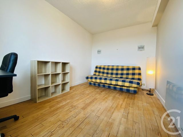 Appartement F3 à vendre - 3 pièces - 53.0 m2 - LIMOGES - 87 - LIMOUSIN - Century 21 Victor Hugo Appartement F3 à vendre - 3 pièces - 53.0 m2 - LIMOGES - 87 - LIMOUSIN - Century 21 Victor Hugo