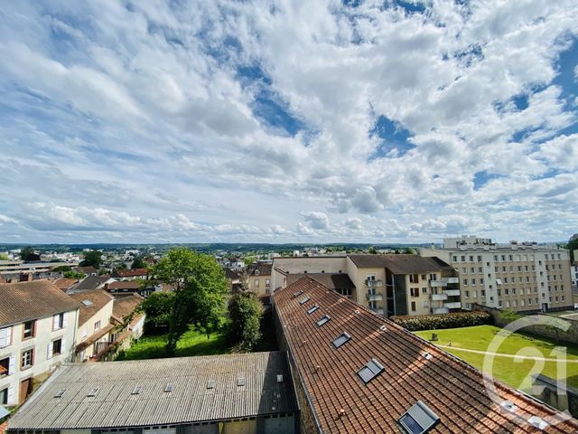 Appartement F3 à vendre - 3 pièces - 53.0 m2 - LIMOGES - 87 - LIMOUSIN - Century 21 Victor Hugo Appartement F3 à vendre - 3 pièces - 53.0 m2 - LIMOGES - 87 - LIMOUSIN - Century 21 Victor Hugo