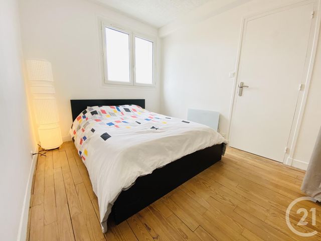 Appartement F3 à vendre - 3 pièces - 53.0 m2 - LIMOGES - 87 - LIMOUSIN - Century 21 Victor Hugo Appartement F3 à vendre - 3 pièces - 53.0 m2 - LIMOGES - 87 - LIMOUSIN - Century 21 Victor Hugo