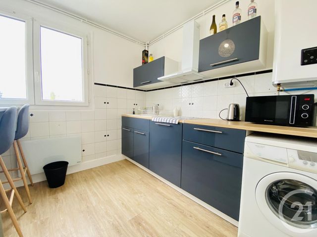 Appartement F3 à vendre - 3 pièces - 53.0 m2 - LIMOGES - 87 - LIMOUSIN - Century 21 Victor Hugo Appartement F3 à vendre - 3 pièces - 53.0 m2 - LIMOGES - 87 - LIMOUSIN - Century 21 Victor Hugo