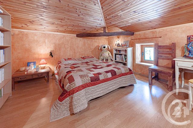 maison à vendre - 8 pièces - 260.0 m2 - LIMOGES - 87 - LIMOUSIN - Century 21 Victor Hugo maison à vendre - 8 pièces - 260.0 m2 - LIMOGES - 87 - LIMOUSIN - Century 21 Victor Hugo