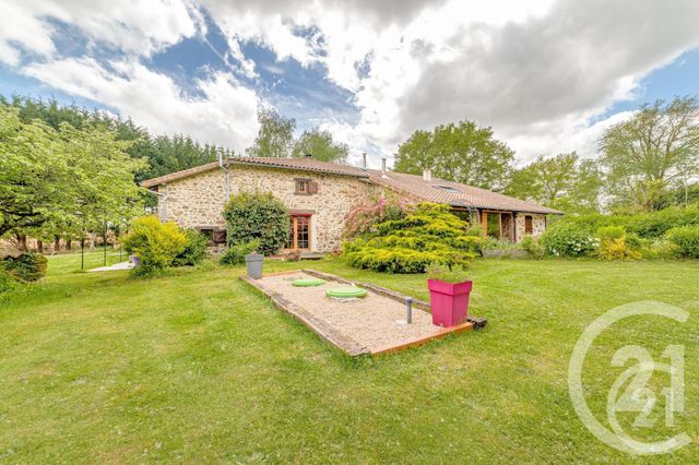 maison à vendre - 8 pièces - 260.0 m2 - LIMOGES - 87 - LIMOUSIN - Century 21 Victor Hugo maison à vendre - 8 pièces - 260.0 m2 - LIMOGES - 87 - LIMOUSIN - Century 21 Victor Hugo
