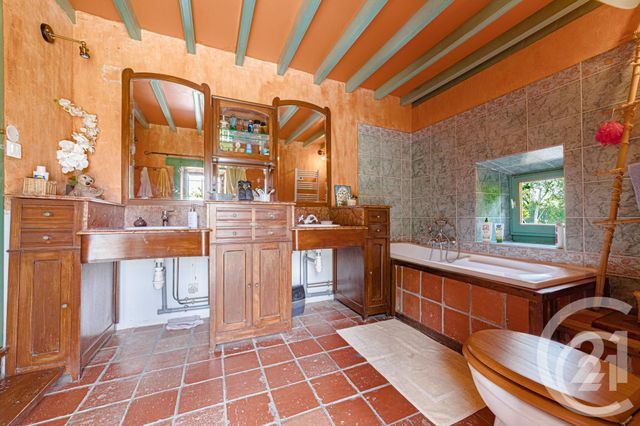 maison à vendre - 8 pièces - 260.0 m2 - LIMOGES - 87 - LIMOUSIN - Century 21 Victor Hugo maison à vendre - 8 pièces - 260.0 m2 - LIMOGES - 87 - LIMOUSIN - Century 21 Victor Hugo