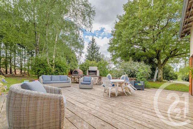maison à vendre - 8 pièces - 260.0 m2 - LIMOGES - 87 - LIMOUSIN - Century 21 Victor Hugo maison à vendre - 8 pièces - 260.0 m2 - LIMOGES - 87 - LIMOUSIN - Century 21 Victor Hugo