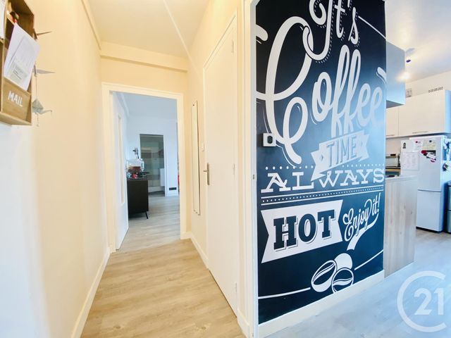 Appartement F2 à vendre - 2 pièces - 52.0 m2 - LIMOGES - 87 - LIMOUSIN - Century 21 Victor Hugo Appartement F2 à vendre - 2 pièces - 52.0 m2 - LIMOGES - 87 - LIMOUSIN - Century 21 Victor Hugo
