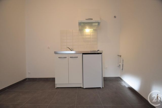 Studio à louer - 1 pièce - 18.0 m2 - LIMOGES - 87 - LIMOUSIN - Century 21 Victor Hugo Studio à louer - 1 pièce - 18.0 m2 - LIMOGES - 87 - LIMOUSIN - Century 21 Victor Hugo