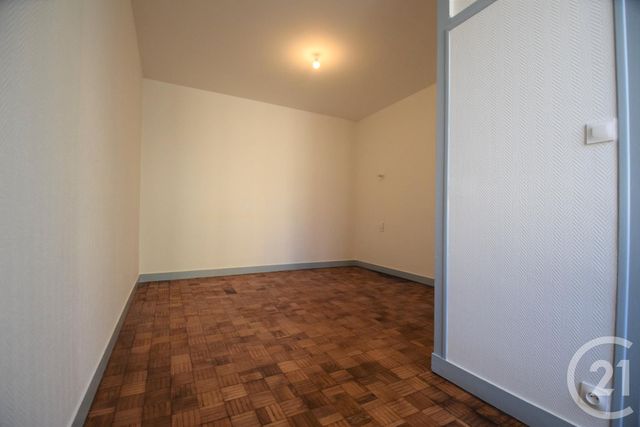 Appartement F3 à louer - 3 pièces - 59.72 m2 - LIMOGES - 87 - LIMOUSIN - Century 21 Victor Hugo Appartement F3 à louer - 3 pièces - 59.72 m2 - LIMOGES - 87 - LIMOUSIN - Century 21 Victor Hugo