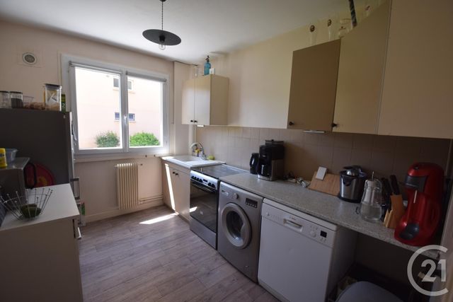 Appartement T2 à vendre - 2 pièces - 45.95 m2 - LIMOGES - 87 - LIMOUSIN - Century 21 Victor Hugo Appartement T2 à vendre - 2 pièces - 45.95 m2 - LIMOGES - 87 - LIMOUSIN - Century 21 Victor Hugo