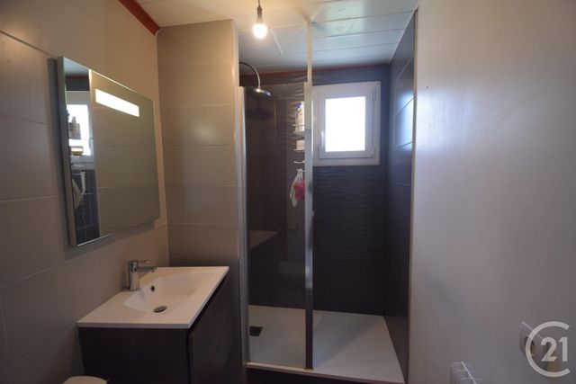 Appartement T2 à vendre - 2 pièces - 45.95 m2 - LIMOGES - 87 - LIMOUSIN - Century 21 Victor Hugo Appartement T2 à vendre - 2 pièces - 45.95 m2 - LIMOGES - 87 - LIMOUSIN - Century 21 Victor Hugo