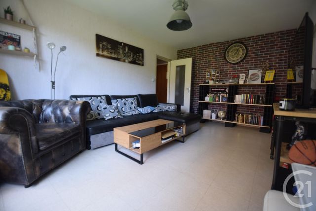 Appartement T2 à vendre - 2 pièces - 45.95 m2 - LIMOGES - 87 - LIMOUSIN - Century 21 Victor Hugo Appartement T2 à vendre - 2 pièces - 45.95 m2 - LIMOGES - 87 - LIMOUSIN - Century 21 Victor Hugo