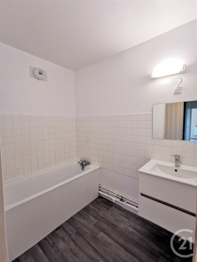 Afficher la photo en grand Appartement F3 à vendre - 3 pièces - 77.74 m2 - LIMOGES - 87 - LIMOUSIN - Century 21 Victor Hugo