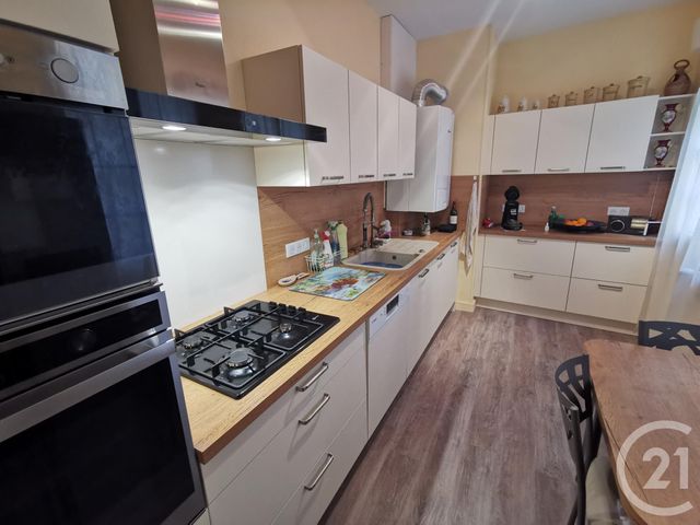Afficher la photo en grand Appartement F4 à vendre - 5 pièces - 120.39 m2 - LIMOGES - 87 - LIMOUSIN - Century 21 Victor Hugo