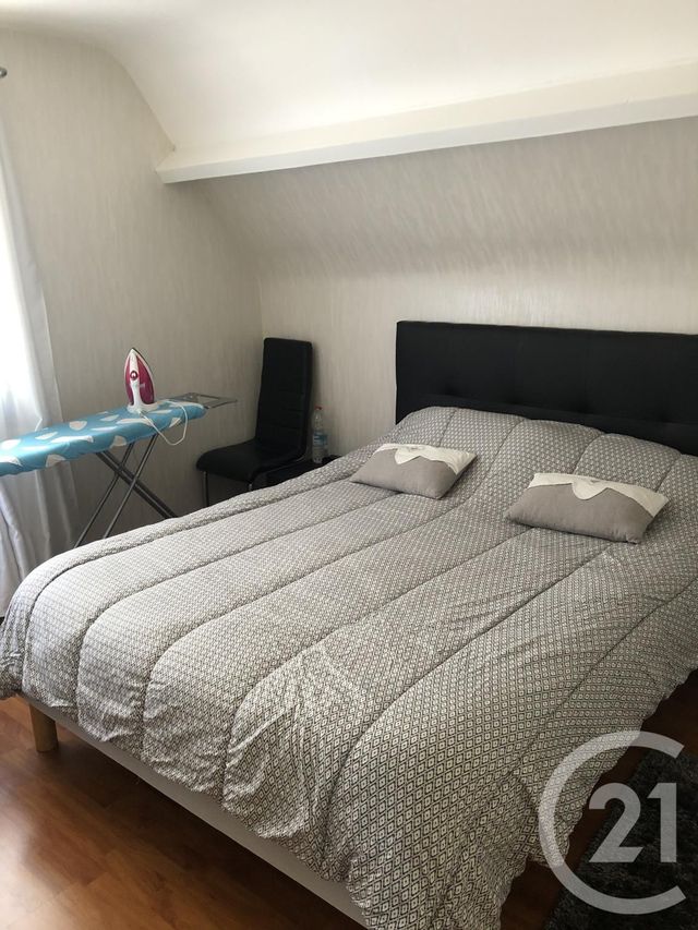 maison à vendre - 6 pièces - 136.0 m2 - PEYRILHAC - 87 - LIMOUSIN - Century 21 Victor Hugo maison à vendre - 6 pièces - 136.0 m2 - PEYRILHAC - 87 - LIMOUSIN - Century 21 Victor Hugo