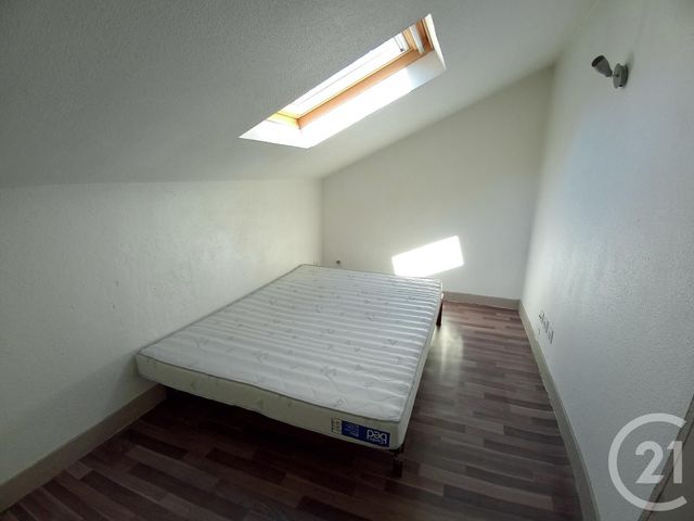 Appartement F1 à louer - 1 pièce - 15.18 m2 - LIMOGES - 87 - LIMOUSIN - Century 21 Victor Hugo Appartement F1 à louer - 1 pièce - 15.18 m2 - LIMOGES - 87 - LIMOUSIN - Century 21 Victor Hugo