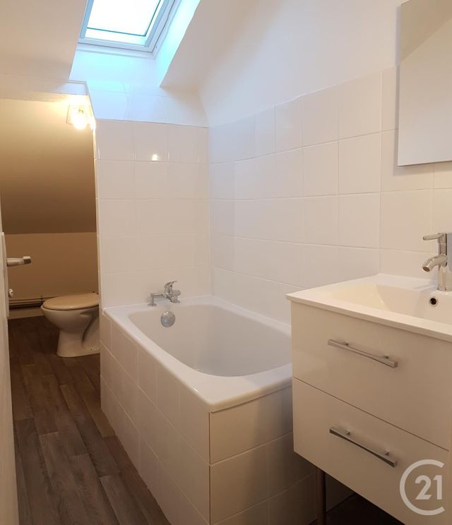 Appartement F2 à louer - 2 pièces - 21.72 m2 - LIMOGES - 87 - LIMOUSIN - Century 21 Victor Hugo Appartement F2 à louer - 2 pièces - 21.72 m2 - LIMOGES - 87 - LIMOUSIN - Century 21 Victor Hugo