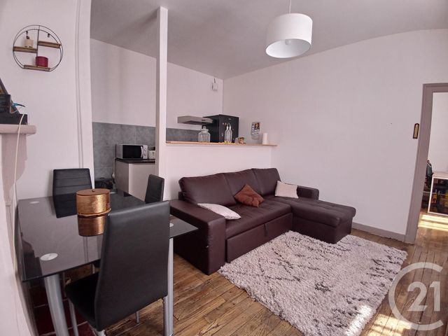 Afficher la photo en grand Appartement F2 à louer - 2 pièces - 45.0 m2 - LIMOGES - 87 - LIMOUSIN - Century 21 Victor Hugo