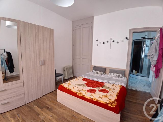 Afficher la photo en grand Appartement F2 à louer - 2 pièces - 45.0 m2 - LIMOGES - 87 - LIMOUSIN - Century 21 Victor Hugo