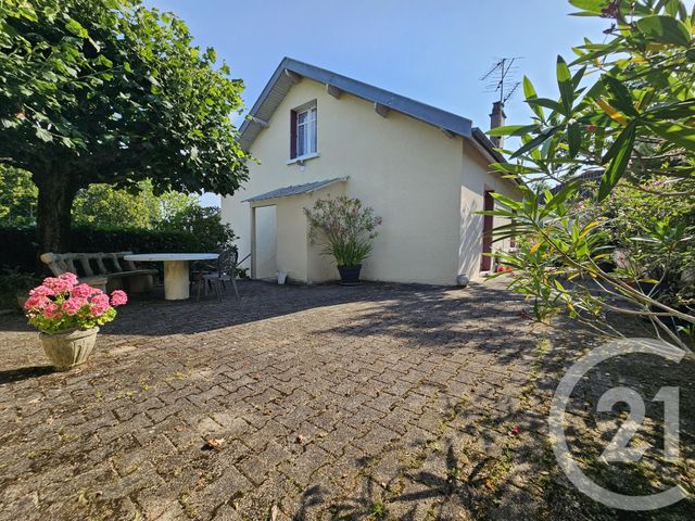 maison à vendre - 5 pièces - 85.57 m2 - CONDAT SUR VIENNE - 87 - LIMOUSIN - Century 21 Victor Hugo