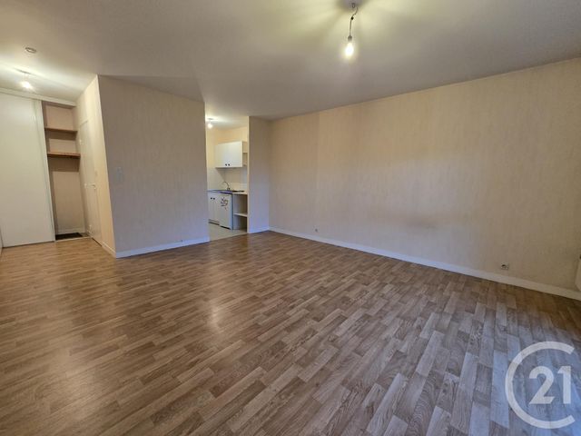 Appartement F1 à louer - 1 pièce - 31.19 m2 - LIMOGES - 87 - LIMOUSIN - Century 21 Victor Hugo