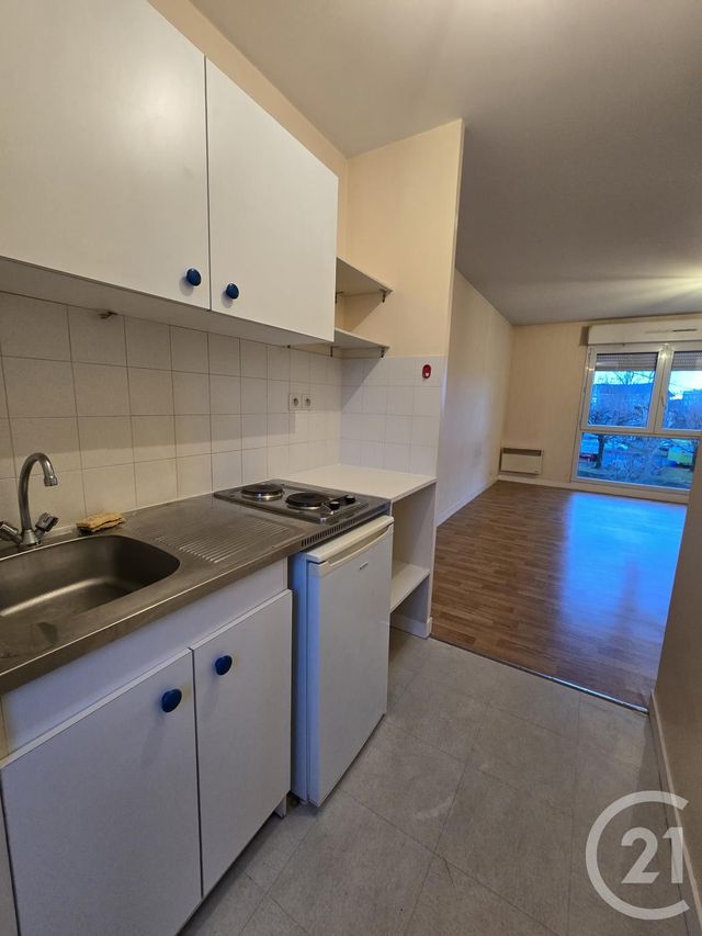 Appartement F1 à louer - 1 pièce - 31.19 m2 - LIMOGES - 87 - LIMOUSIN - Century 21 Victor Hugo