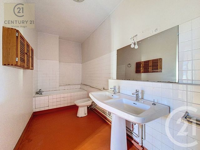 Appartement F5 à vendre - 5 pièces - 133.71 m2 - LIMOGES - 87 - LIMOUSIN - Century 21 Victor Hugo