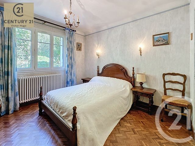 Afficher la photo en grand maison à vendre - 7 pièces - 222.73 m2 - LE PALAIS SUR VIENNE - 87 - LIMOUSIN - Century 21 Victor Hugo