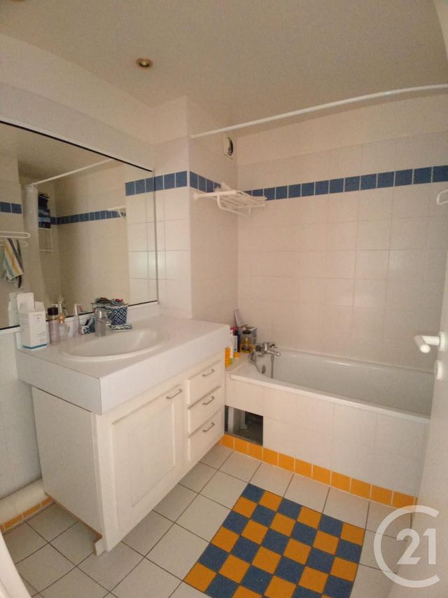 Appartement F2 à louer - 2 pièces - 48.37 m2 - LIMOGES - 87 - LIMOUSIN - Century 21 Victor Hugo