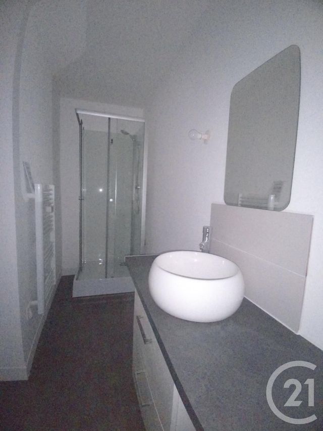 Appartement F3 à louer - 3 pièces - 100.63 m2 - LIMOGES - 87 - LIMOUSIN - Century 21 Victor Hugo