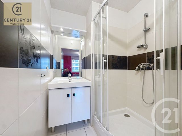 Appartement F5 à vendre - 5 pièces - 113.91 m2 - LIMOGES - 87 - LIMOUSIN - Century 21 Victor Hugo